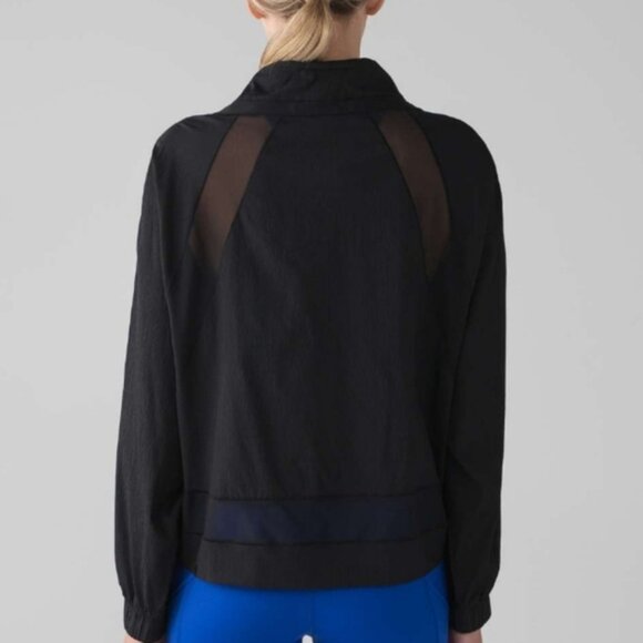 Lululemon In Depth Mesh Lightweight Jacket in Black Size 10 - Picture 3 of 11